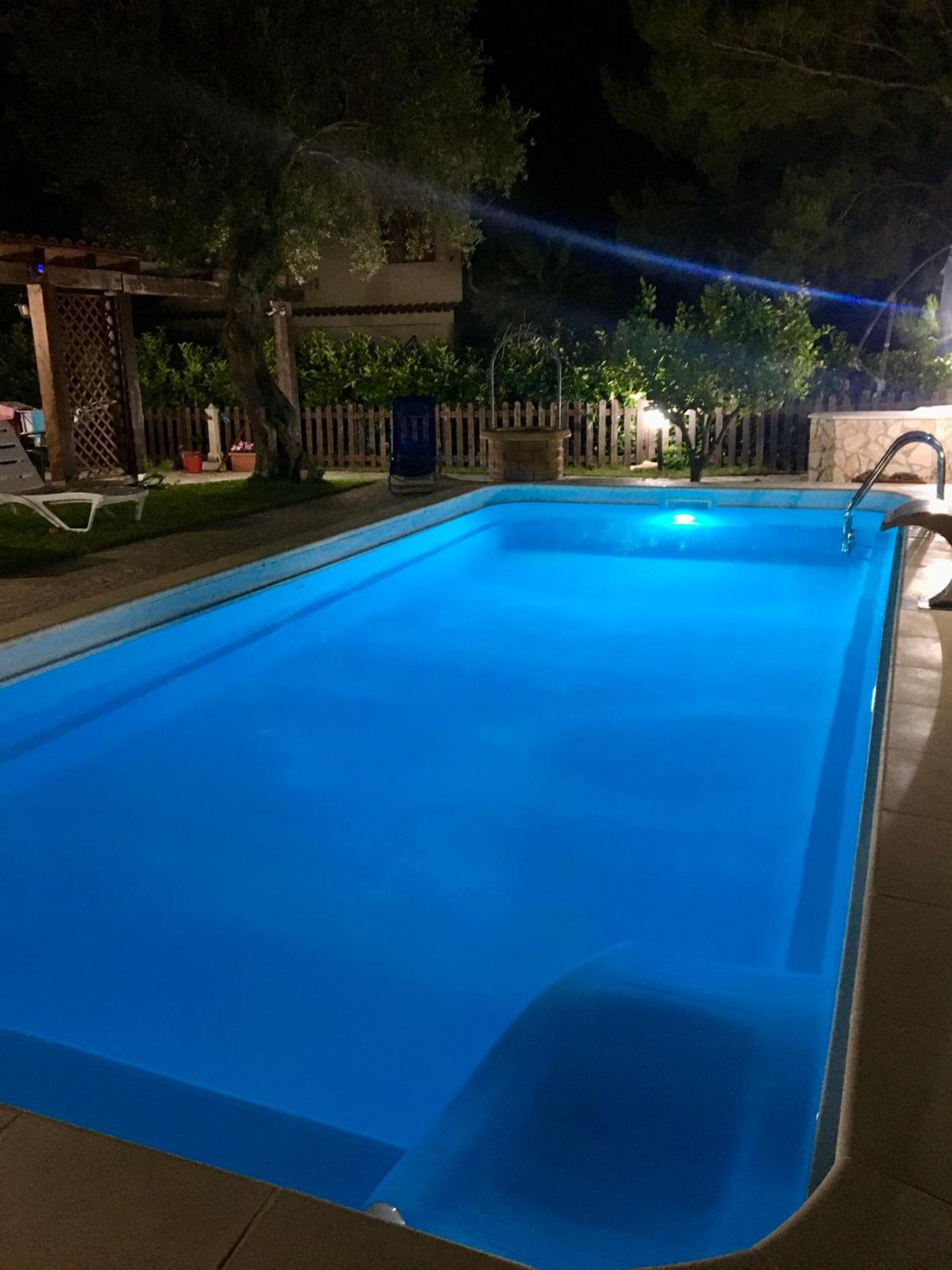 Villino Giulia Villa อัลตาวิลลา มิลิเชีย ภายนอก รูปภาพ
