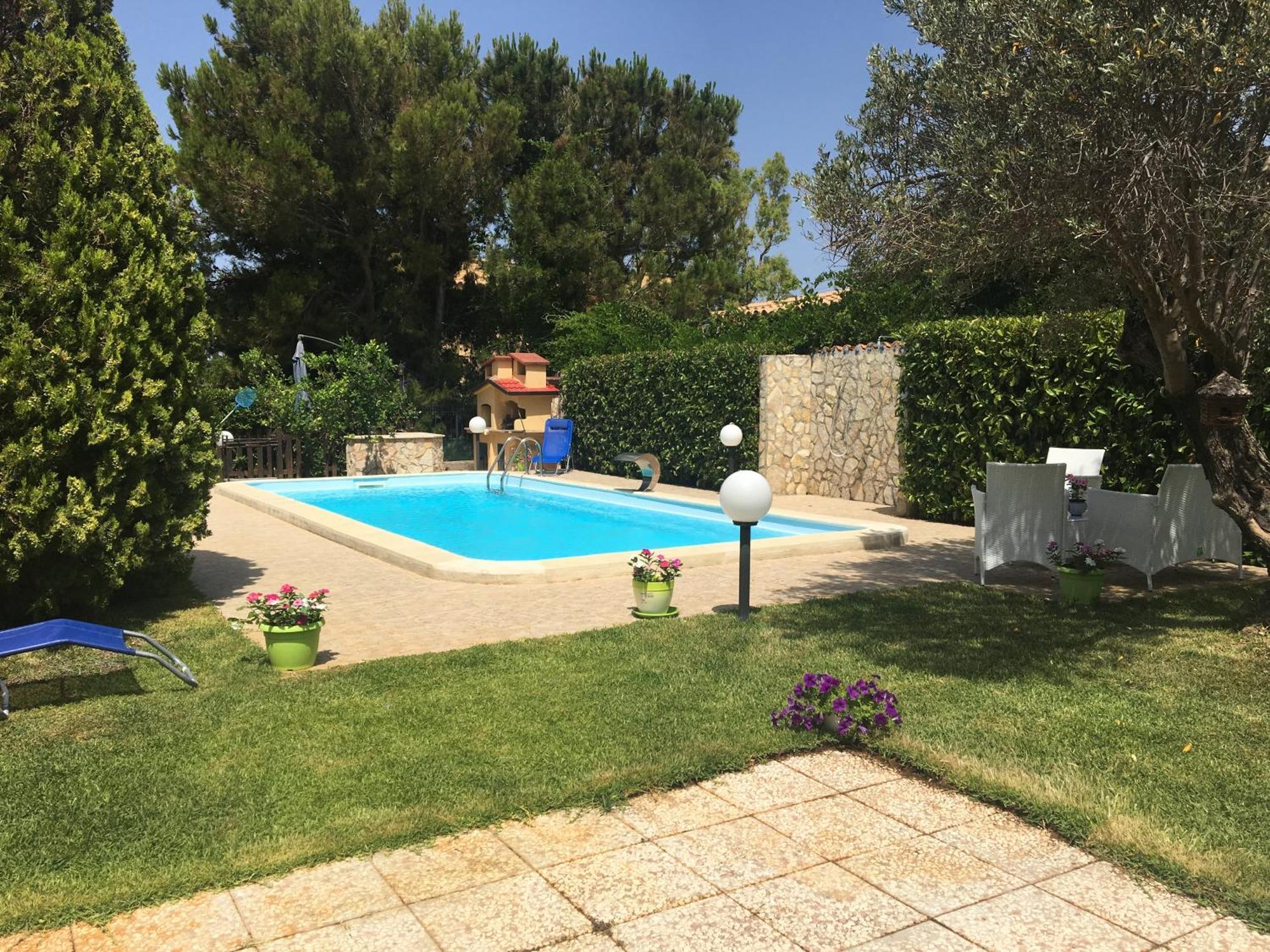 Villino Giulia Villa อัลตาวิลลา มิลิเชีย ภายนอก รูปภาพ