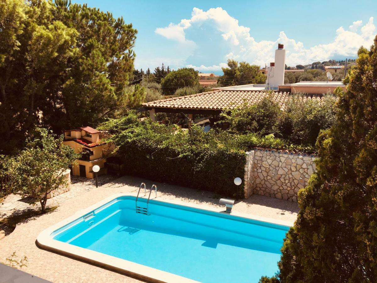 Villino Giulia Villa อัลตาวิลลา มิลิเชีย ภายนอก รูปภาพ